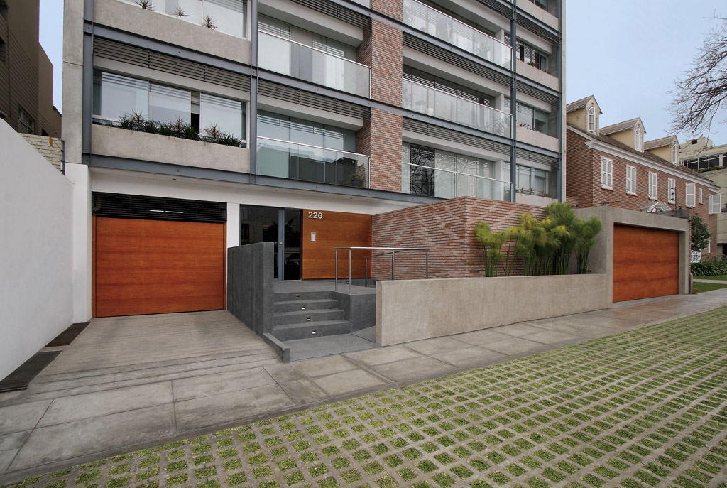Edificio Tudela y Varela, San Isidro por Vértice Arquitectos